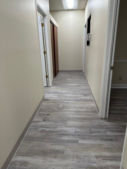 More Photos Of 3033 Ogden Ave, Lisle Medical For Lease