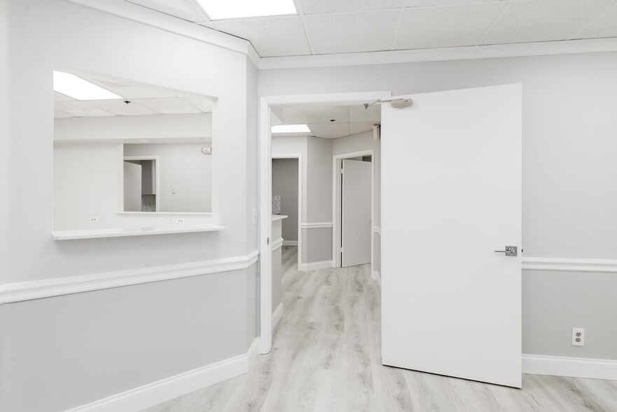 More Photos Of 16244 S Military Trl, Delray Beach Medical For Lease