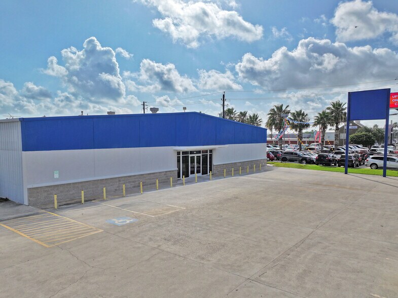 Primary Photo Of 6130 S Padre Island Dr, Corpus Christi Auto Repair For Sale
