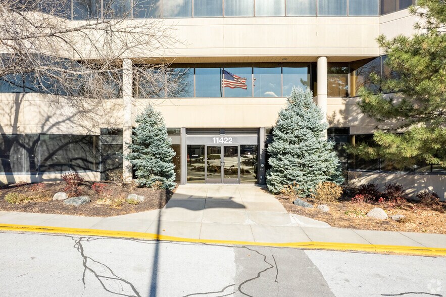 More Photos Of 11422 Miracle Hills Dr, Omaha Office For Lease