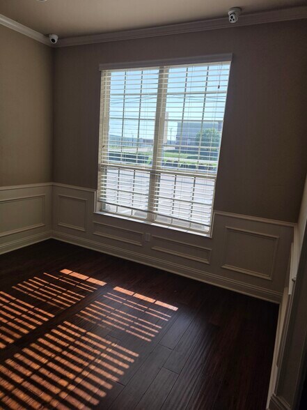 More Photos Of 8508 Precinct Line Rd, Colleyville Office For Lease