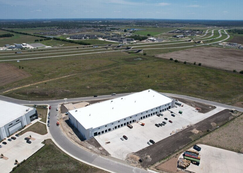 Primary Photo Of 2605 Dewitt St, Lockhart Distribution For Sale