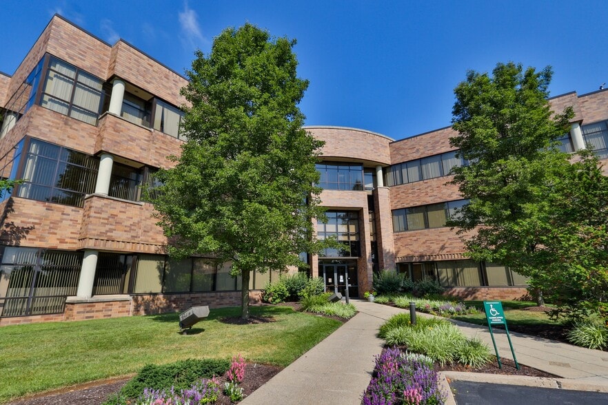 More Photos Of 1525 Valley Center Pky, Bethlehem Unknown For Lease