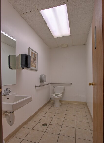 More Photos Of 206 Union St S, Mora Freestanding For Lease