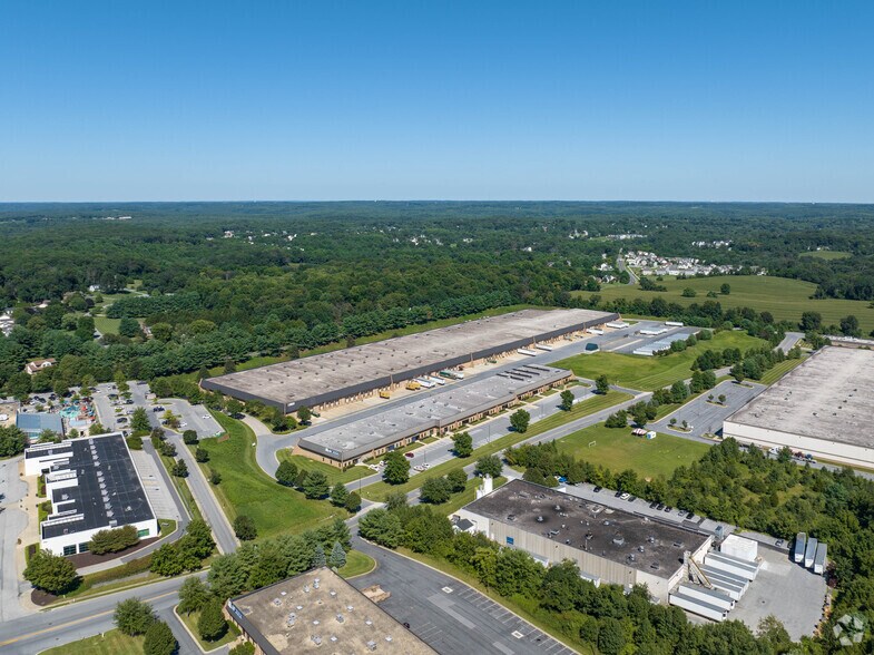 More Photos Of 1393 Progress Way, Eldersburg Unknown For Lease