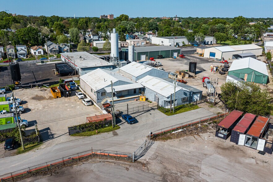 More Photos Of 521 Woodbine Ave, Louisville Warehouse For Sale