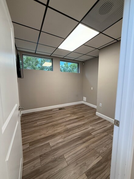 More Photos Of 10421 Montgomery Parkway Loop NE, Albuquerque Medical For Lease