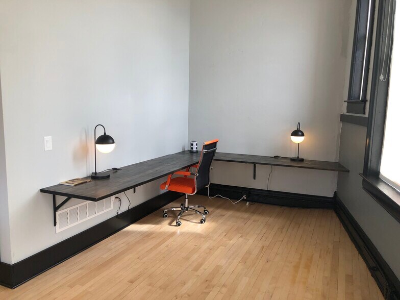 More Photos Of 115 NW 3rd St, Abilene Office Residential For Sale