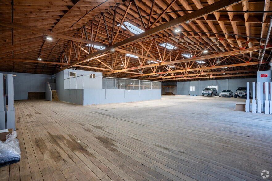 More Photos Of 1975 Timber Way, Reno Warehouse For Sale