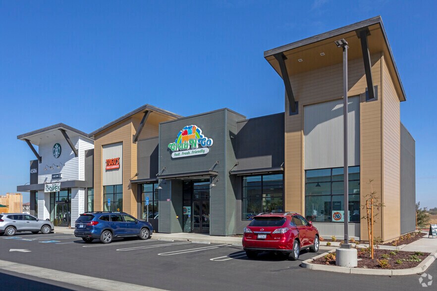 More Photos Of 4506 Dale Rd, Modesto Unknown For Lease