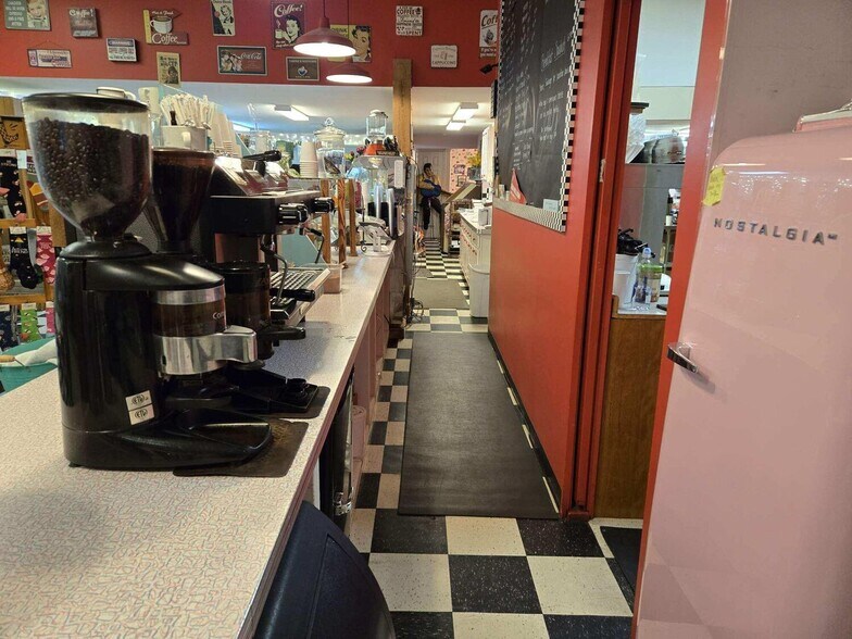 More Photos Of 5030 State Hwy, Eastham Freestanding For Sale