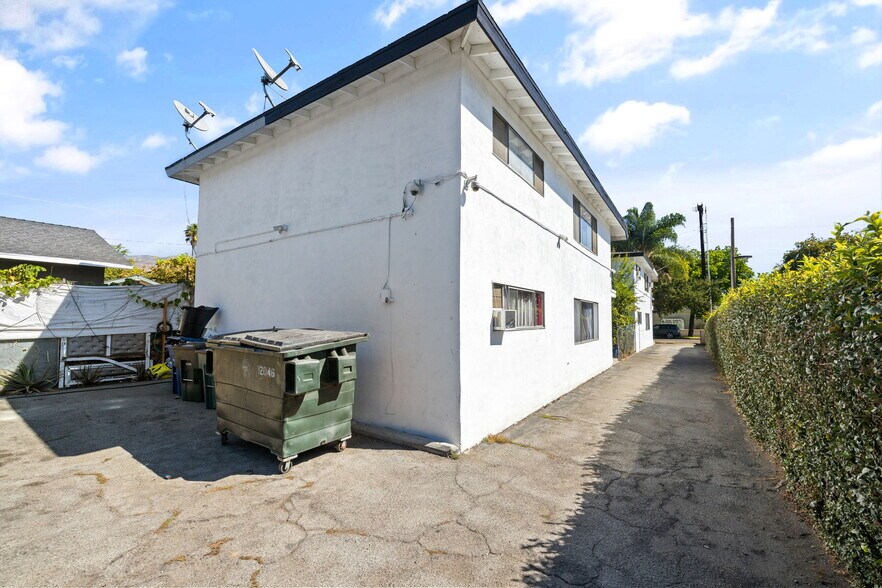 More Photos Of 541 N Summit Ave, Pasadena Apartments For Sale