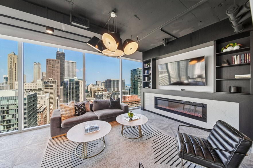 More Photos Of 200 E Illinois St, Chicago Apartments For Sale