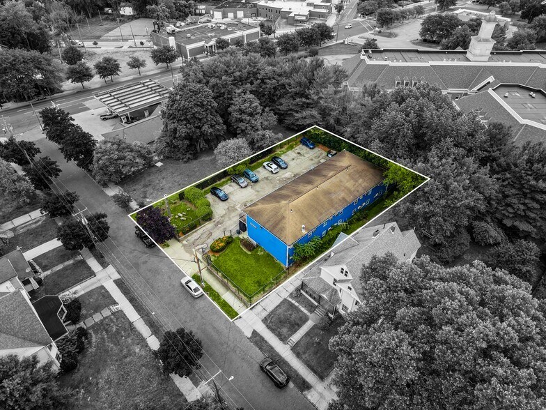 More Photos Of 25 Oakdale Ave, Akron Apartments For Sale