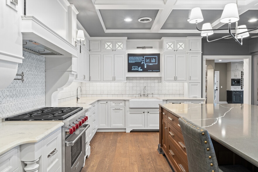 More Photos Of 201 Geneva National Ave, Lake Geneva Office For Sale