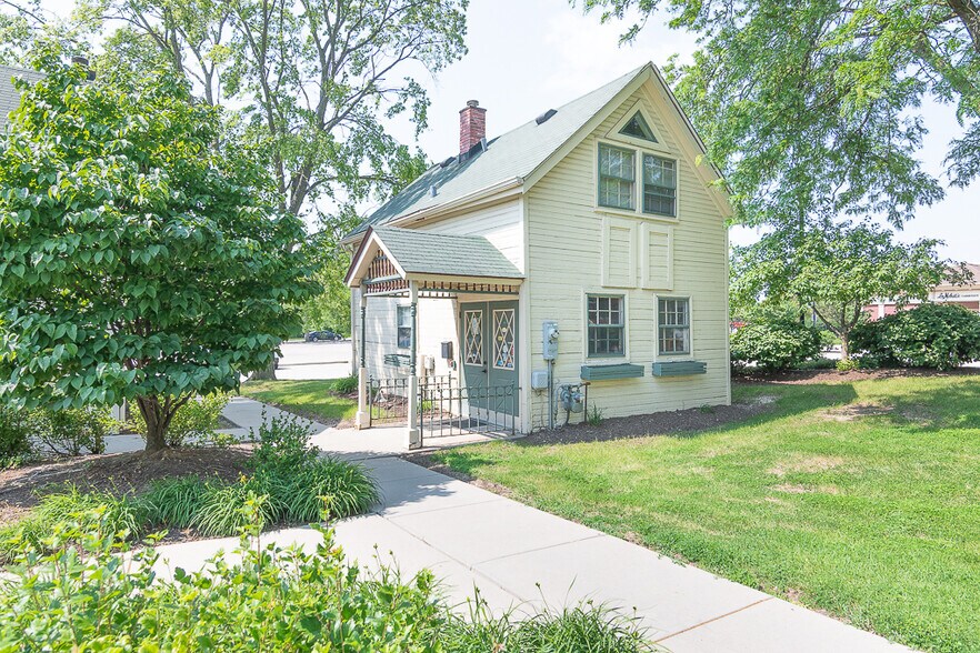 More Photos Of , Schaumburg Office For Sale