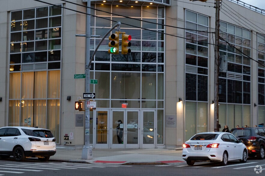More Photos Of 902 Quentin Rd, Brooklyn Office For Lease