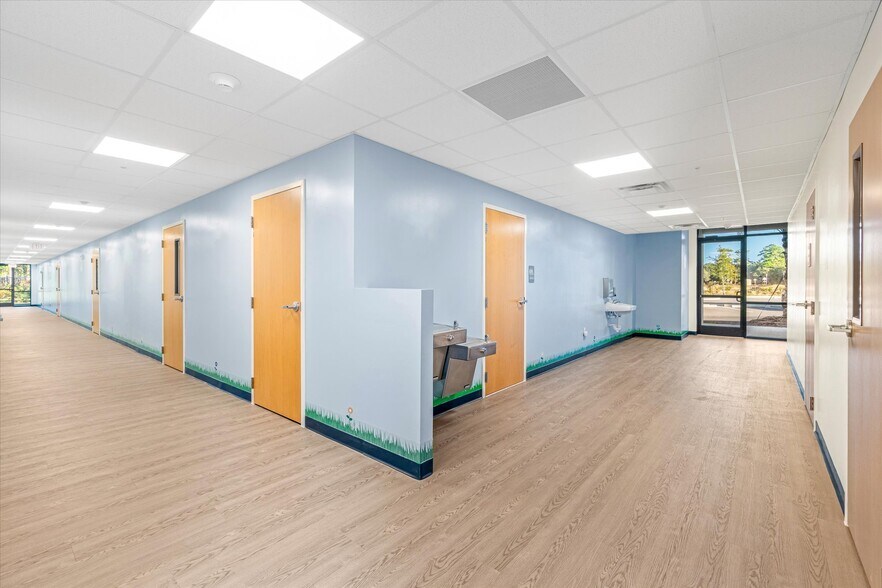 More Photos Of 481 Shores Blvd, Saint Augustine Medical For Sale