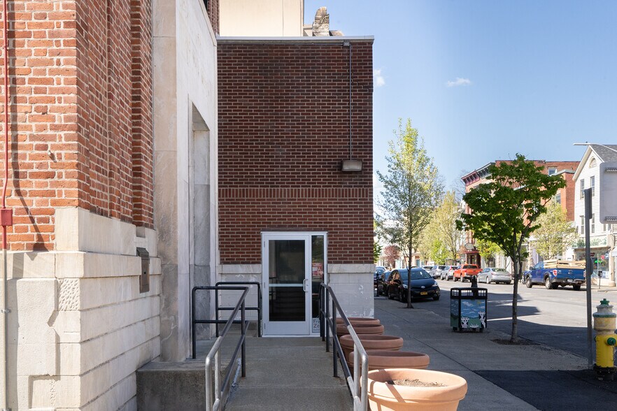 Primary Photo Of 335 Main St, Catskill Office For Lease