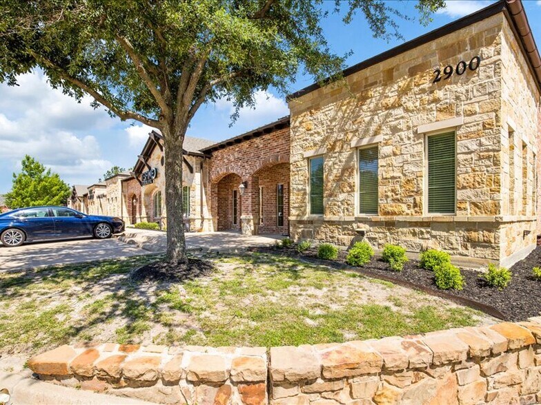 More Photos Of 2900 W Southlake Blvd, Southlake Unknown For Lease