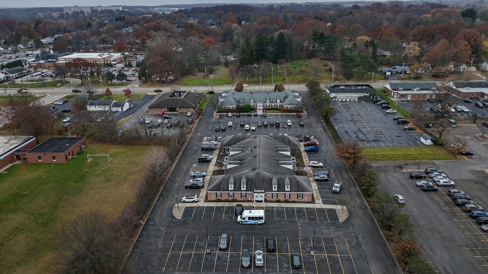 More Photos Of 6555 Wilson Mills Rd, Mayfield Village Unknown For Lease