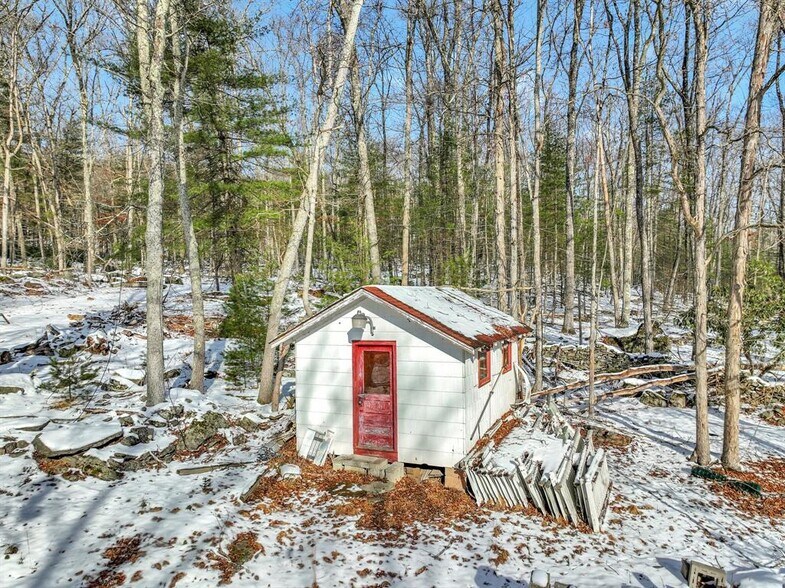More Photos Of 25 State Route 55, Barryville Hotel For Sale
