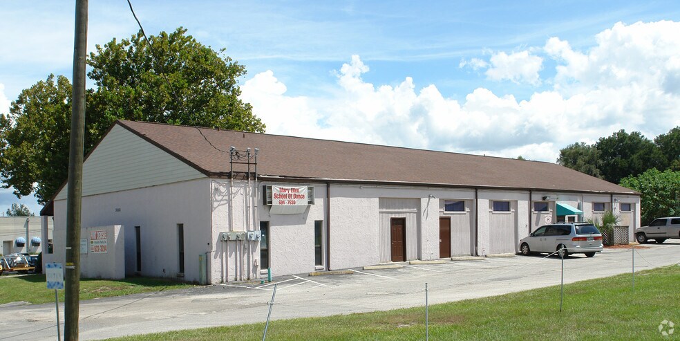 More Photos Of 3650 NE 25th St, Ocala Warehouse For Lease