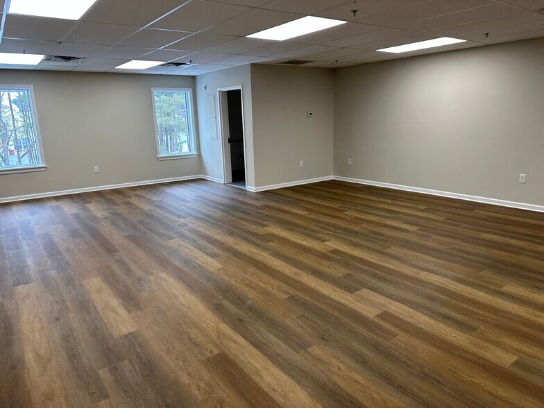 More Photos Of 240 Mathistown Rd, Little Egg Harbor Township Storefront Retail Office For Lease