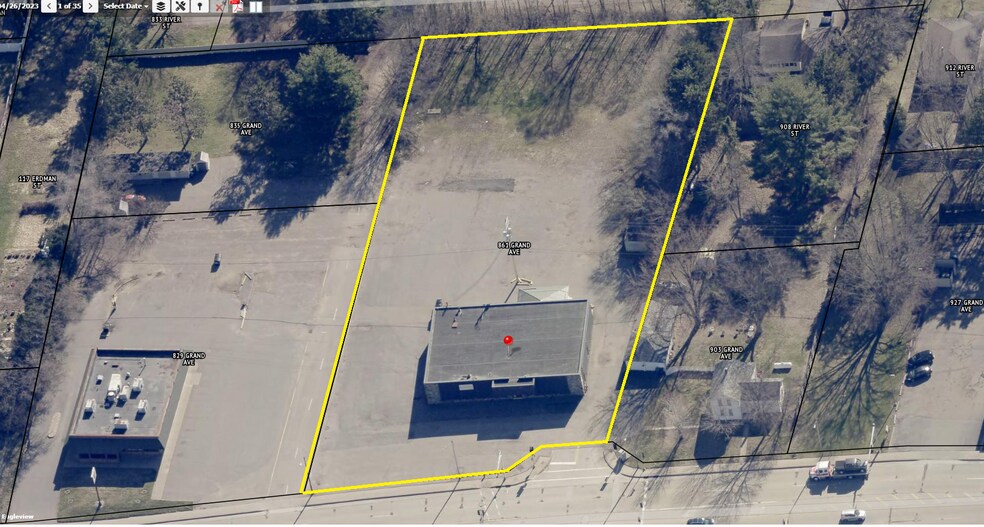 More Photos Of 861 Grand Ave, Schofield General Retail For Sale