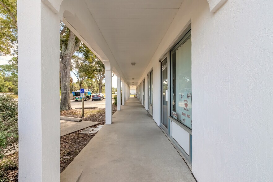 More Photos Of 2220 Hibiscus Dr, Edgewater Office For Sale