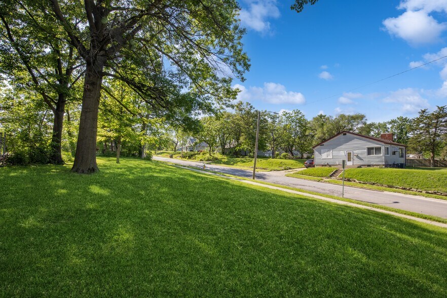 More Photos Of 1220 3rd Street, Des Moines Land For Sale