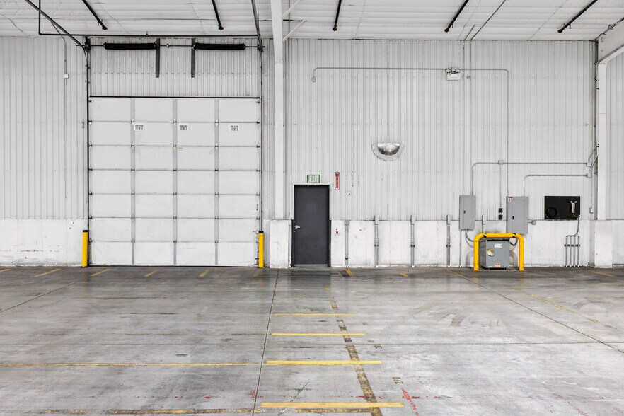 More Photos Of 695 W 1700 S, Logan Warehouse For Lease