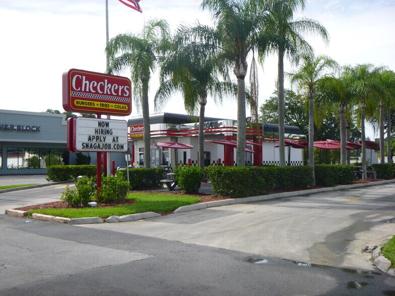 More Photos Of 921-995 E Memorial Blvd, Lakeland Unknown For Lease