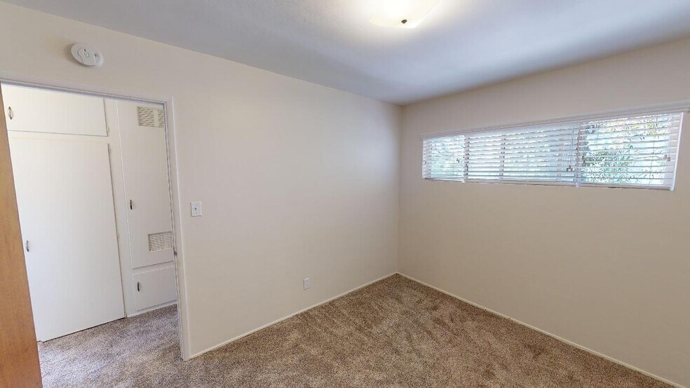 More Photos Of 830 C Ave, Coronado Apartments For Sale