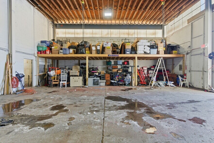More Photos Of 47 Alley St, Lynn Industrial For Lease