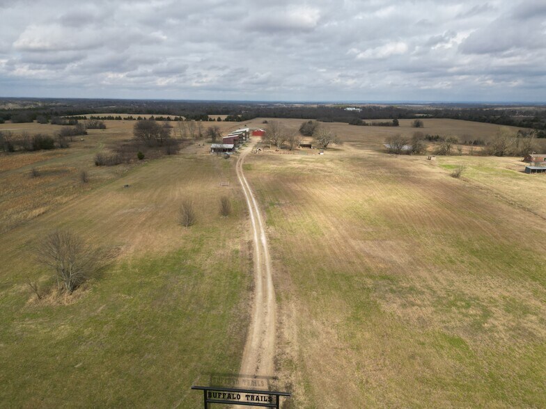 More Photos Of 2655 E 2078 Rd, Hugo Specialty For Sale