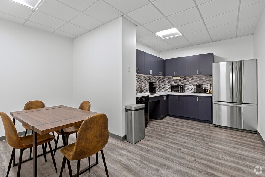 Photo of 17th Floor Ste 1700