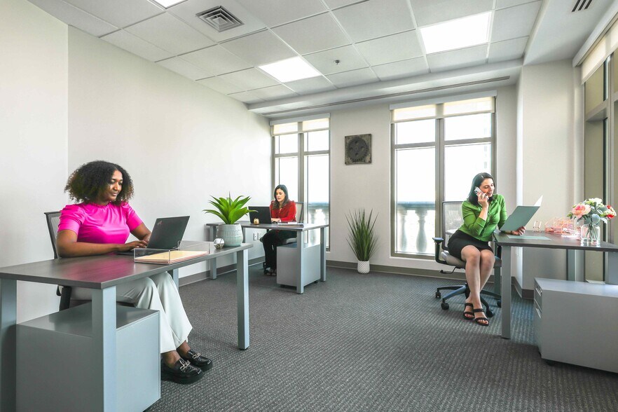 More Photos Of 121 Alhambra Plz, Coral Gables Coworking Space