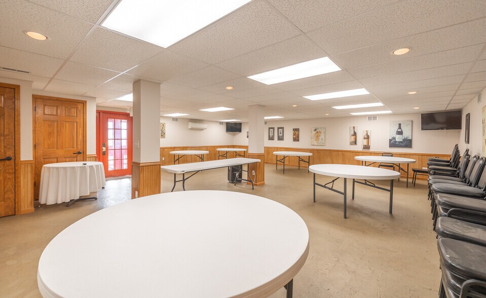 More Photos Of 9180 State Route 140, Hamel Restaurant For Sale