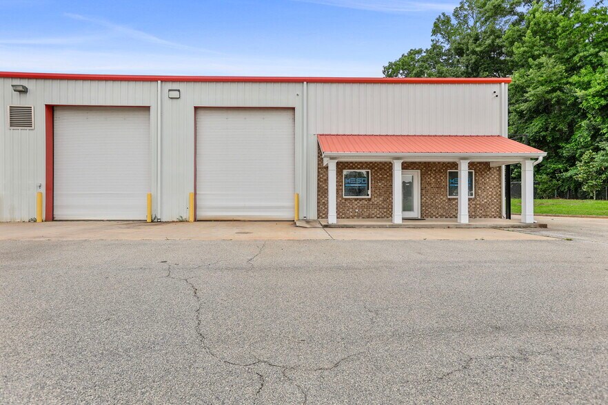 Primary Photo Of 477 Corinth Rd, Newnan Warehouse For Lease