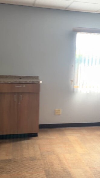 Primary Photo Of 47 Alice Dr, Akron Office For Lease