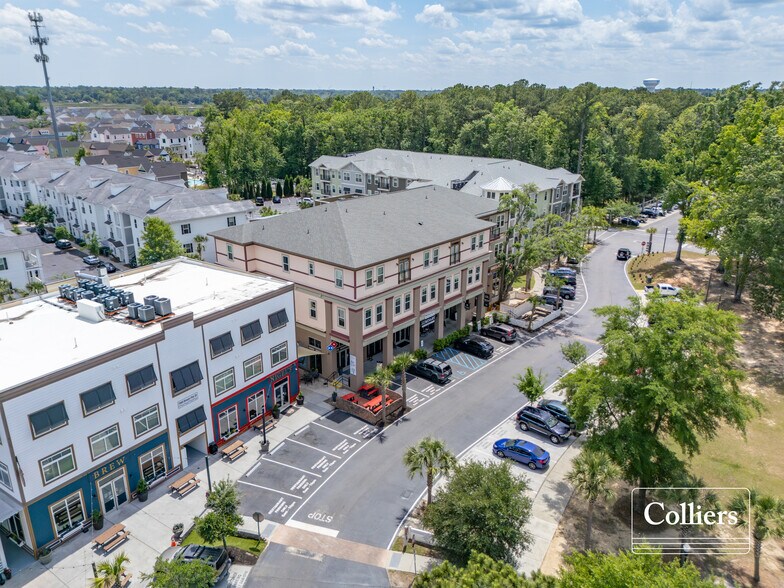 More Photos Of 9000 Bowen Pier Dr, Hanahan Storefront Retail Office For Lease