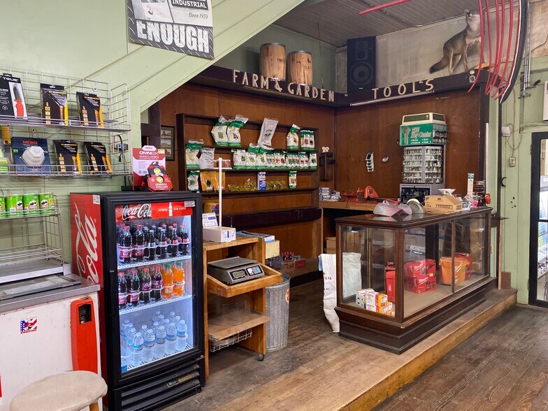 More Photos Of 103 N Main St, Mount Gilead Storefront For Sale