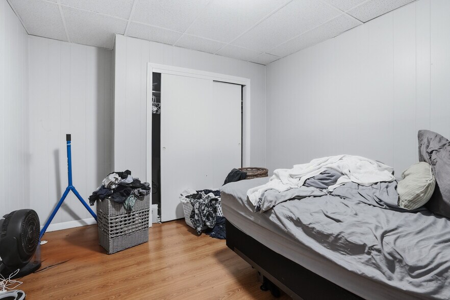 More Photos Of 632 Fall River Ave, Seekonk Apartments For Sale