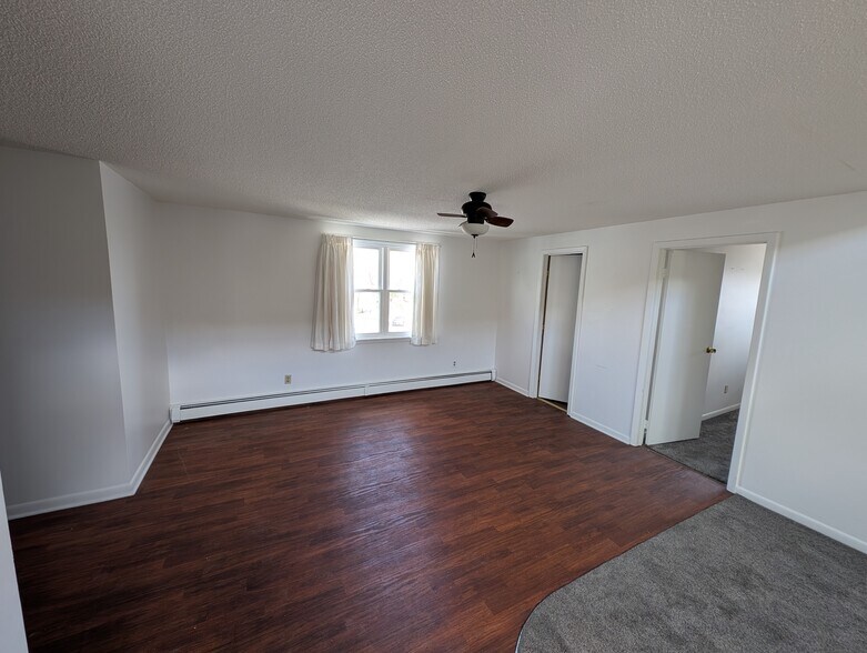 More Photos Of 1952 Kensington Ave, Buffalo Restaurant For Lease