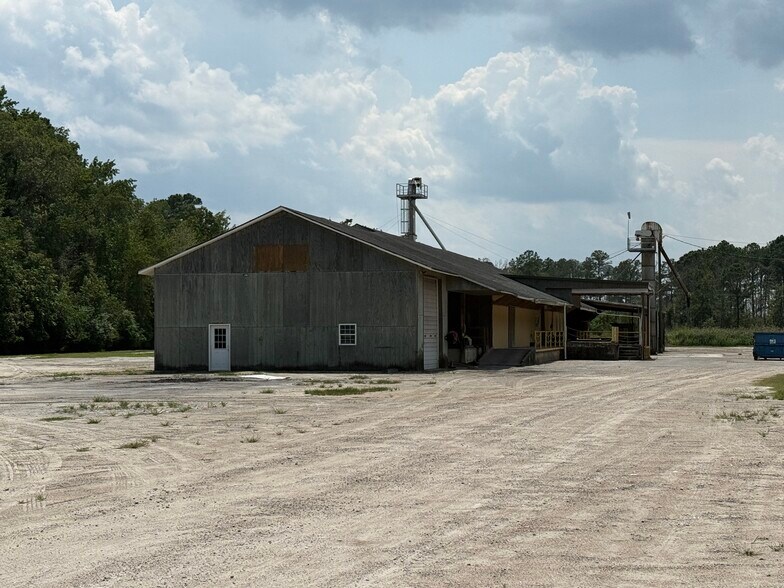 Primary Photo Of 28536 US Highway 264 E, Belhaven Industrial For Sale