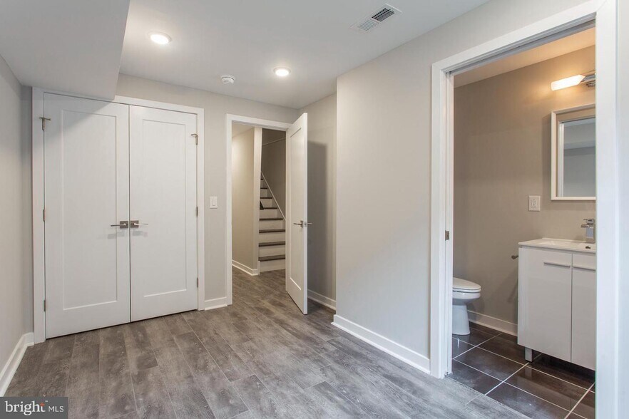 More Photos Of 2010 N 8th St, Philadelphia Apartments For Sale