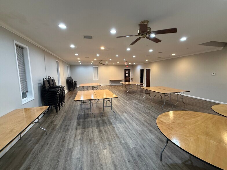 More Photos Of 636 Old Liverpool Rd, Liverpool Office For Sale