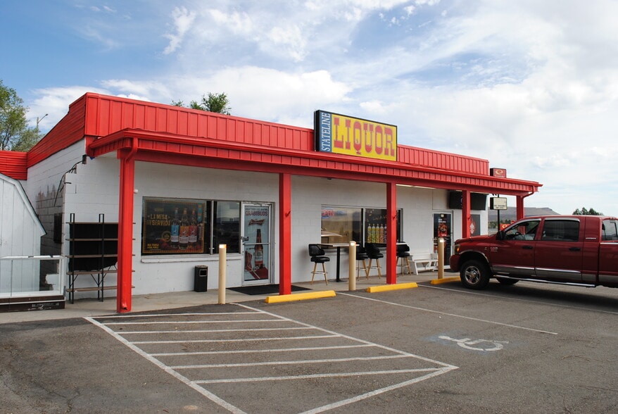 More Photos Of 810 HWY 93, Jackpot Convenience Store For Sale