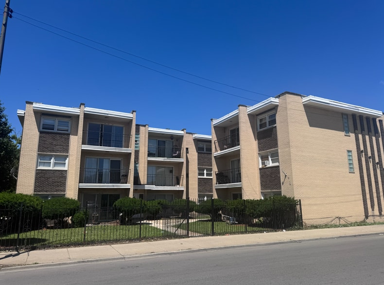More Photos Of 3202 W 66th Pl, Chicago Apartments For Sale
